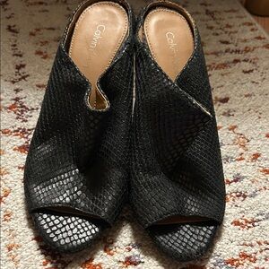 Calvin Klein Black Textured Mules